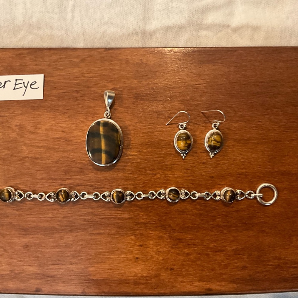 Silver Tiger Eye Jewelry Set